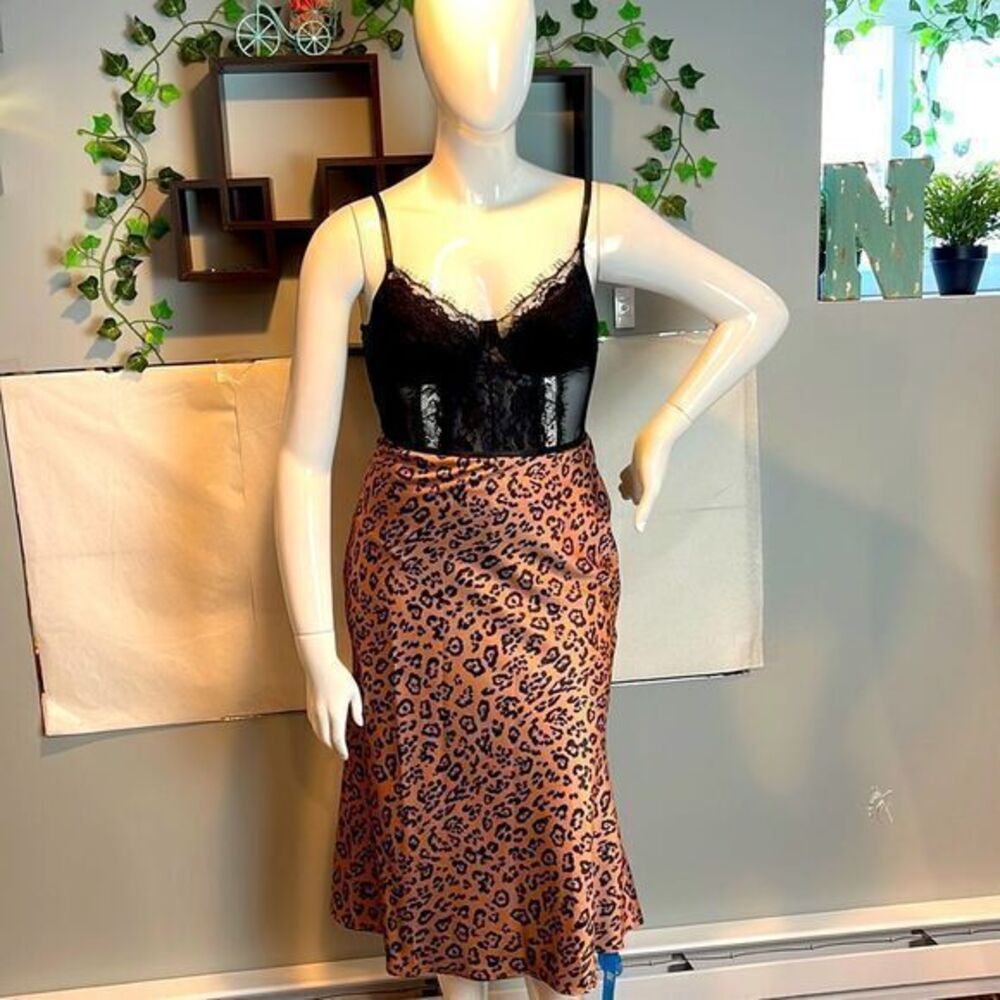 Cupshe X Lauren Spotlight Leopard Print High Waist Satin Skirt Size Large RefHH